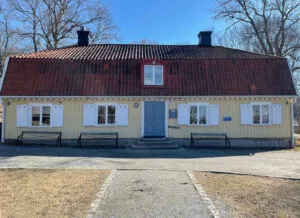Skälby Gård - a beautiful yellow-walled, red-roofed community hall, apparently built in the mid-18th century. This was the venue for our Swedish LenaFest